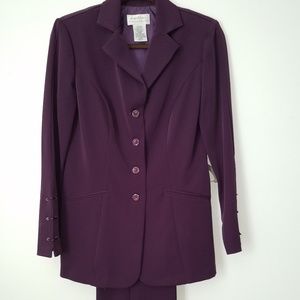 Women's Suit Jacket & Pants